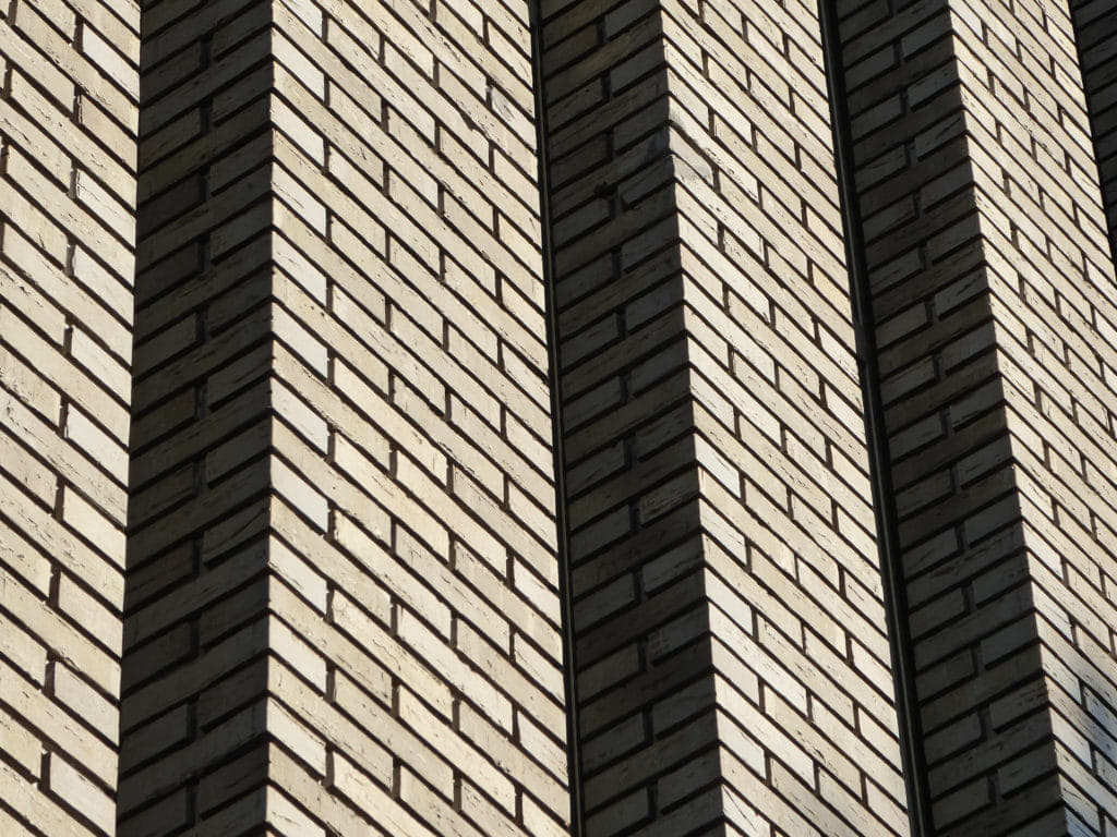 De Kameleon Karspeldreef Amsterdam prefab metselwerk kolommen