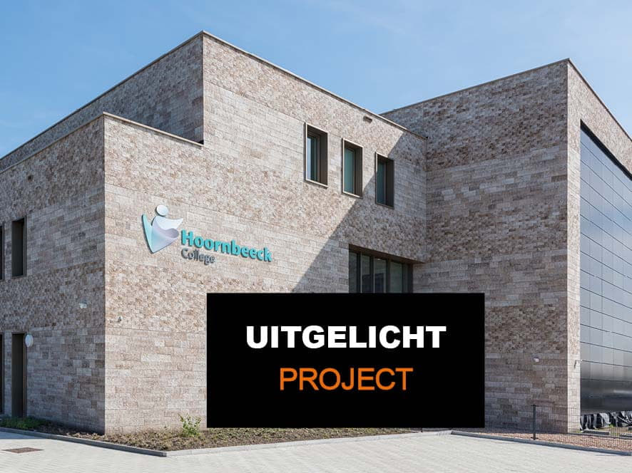 Gebouw met lichte stenen van ClickBrick